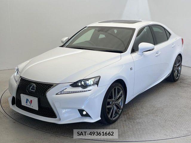 Lexus IS 2013-10 8371800-17