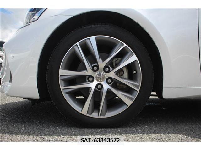 Lexus IS 2019-06 8413274-23