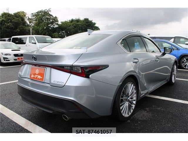 Lexus IS 2021-01 8413270-21