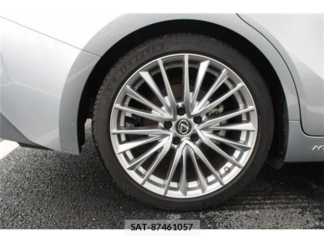 Lexus IS 2021-01 8413270-22