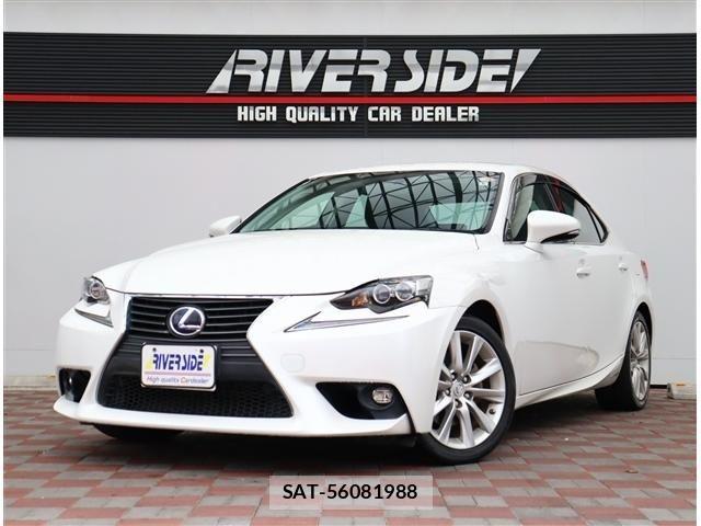 Lexus IS 2016-08 8413280-0