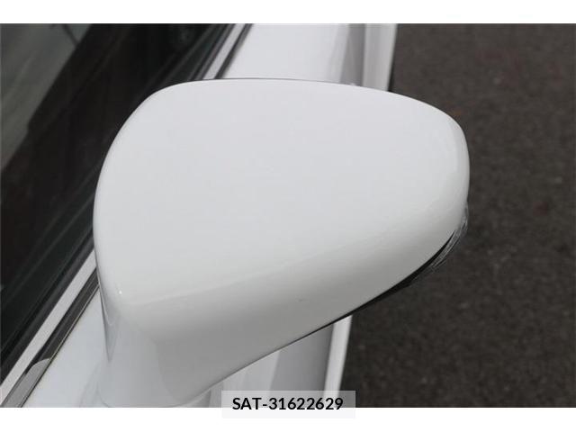 Lexus IS 2013-11 8438351-22