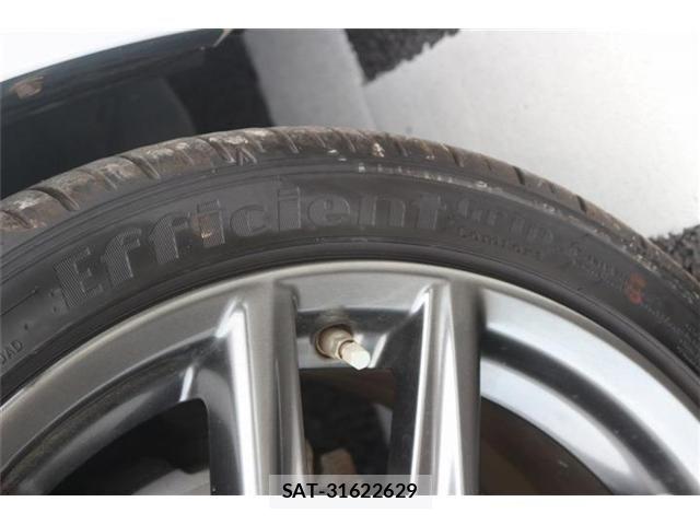 Lexus IS 2013-11 8438351-28