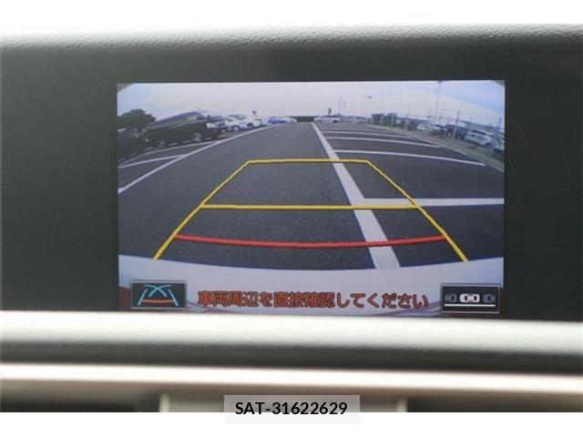 Lexus IS 2013-11 8438351-5