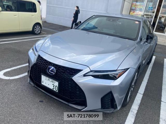 Lexus IS 2021-01 8438348-0