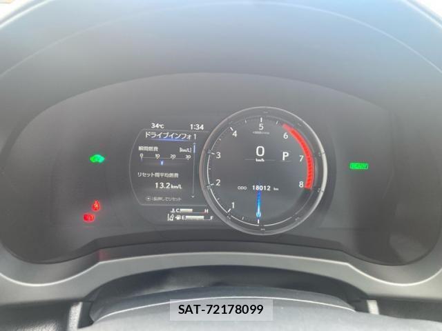 Lexus IS 2021-01 8438348-16