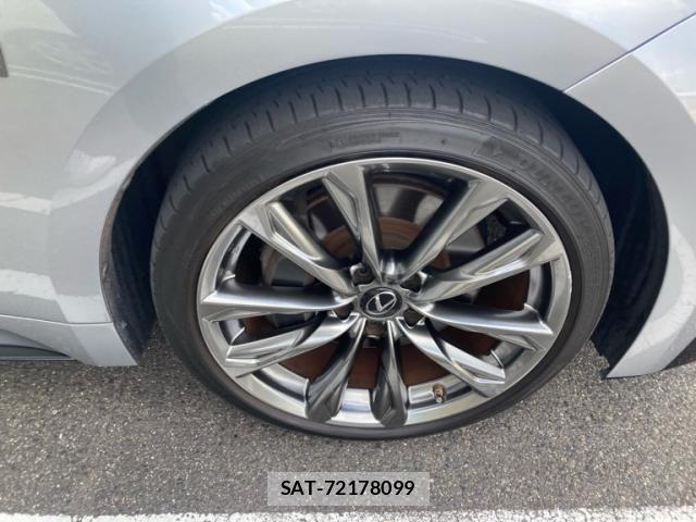 Lexus IS 2021-01 8438348-4
