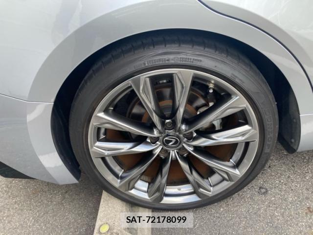 Lexus IS 2021-01 8438348-5
