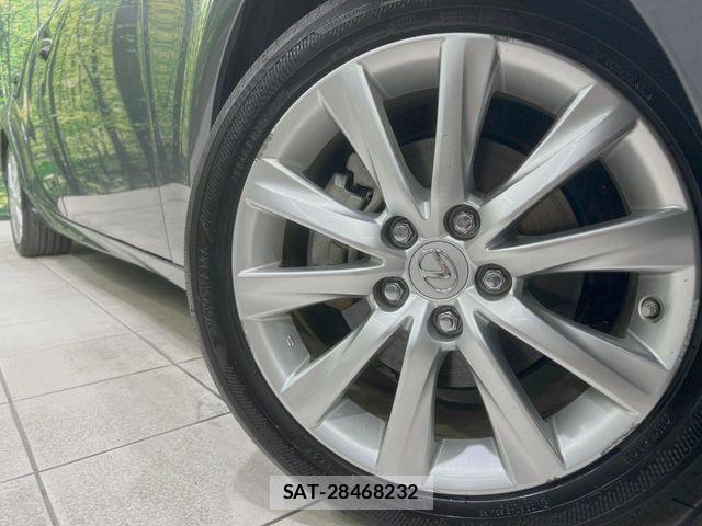 Lexus IS 2013-09 8438350-11