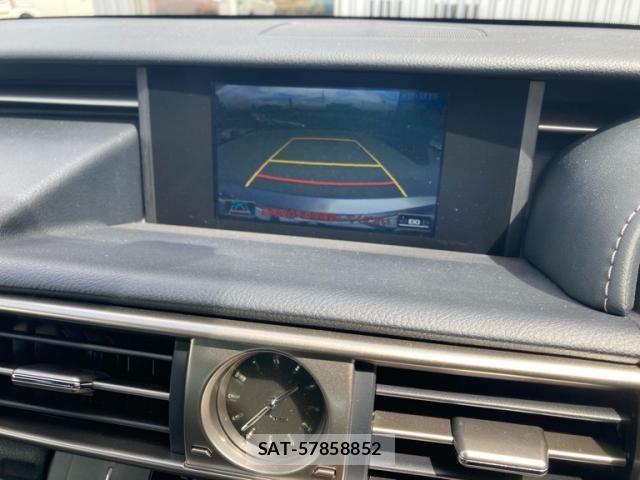 Lexus IS 2015-01 8457800-21