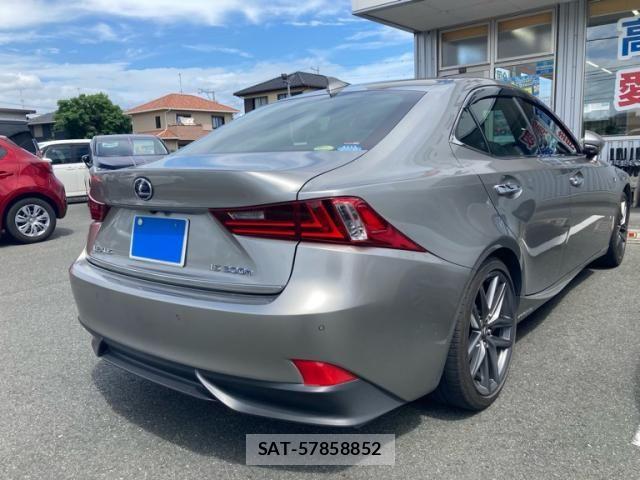 Lexus IS 2015-01 8457800-3