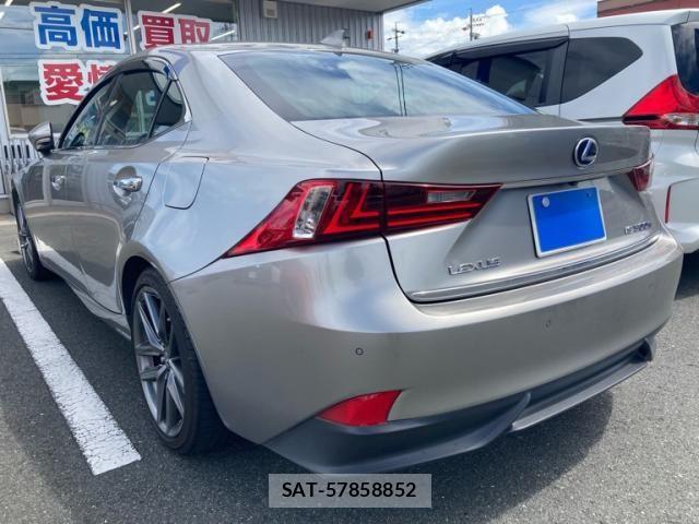 Lexus IS 2015-01 8457800-4