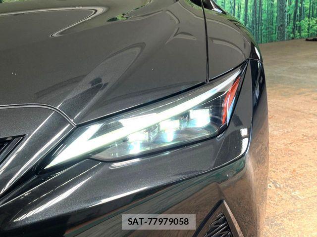 Lexus IS 2023-02 8525506-12