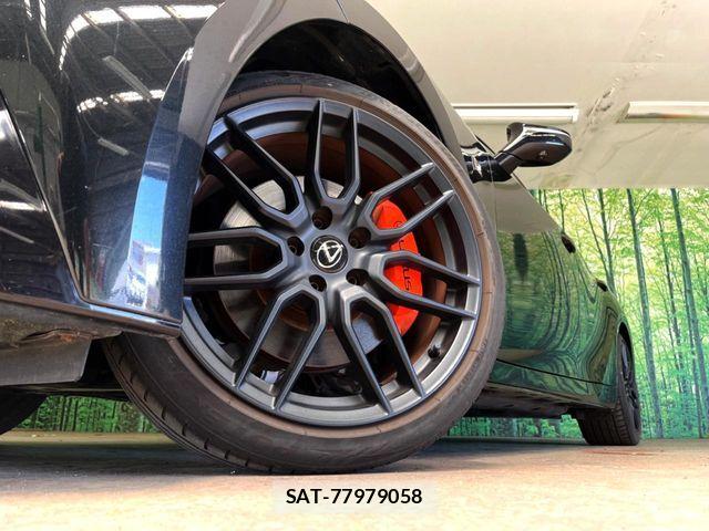 Lexus IS 2023-02 8525506-13