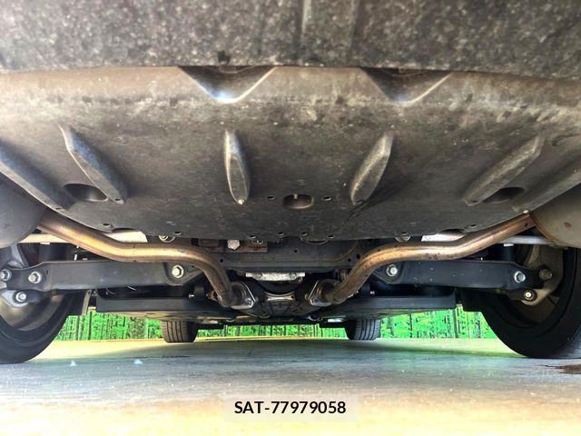 Lexus IS 2023-02 8525506-19