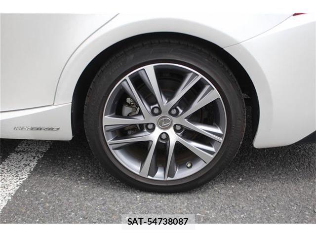 Lexus IS 2017-04 8525512-20