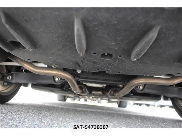 Lexus IS 2017-04 8525512-28