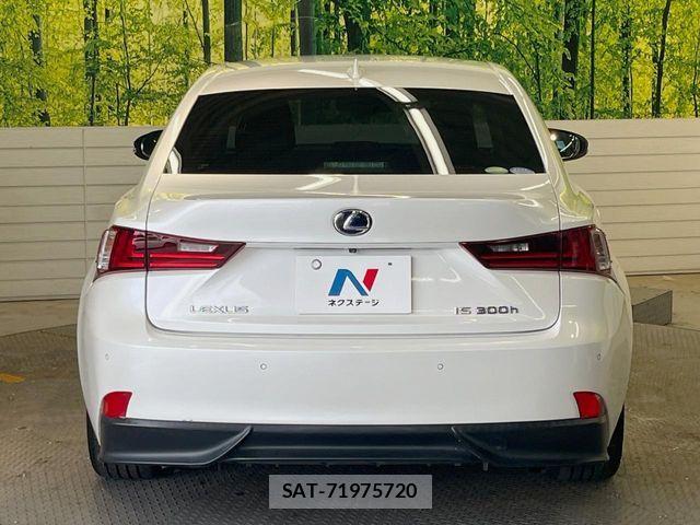 Lexus IS 2014-03 8525513-15