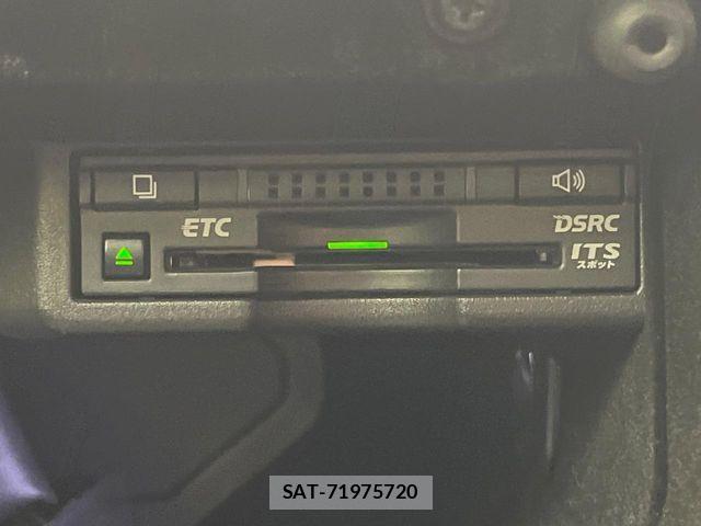 Lexus IS 2014-03 8525513-8