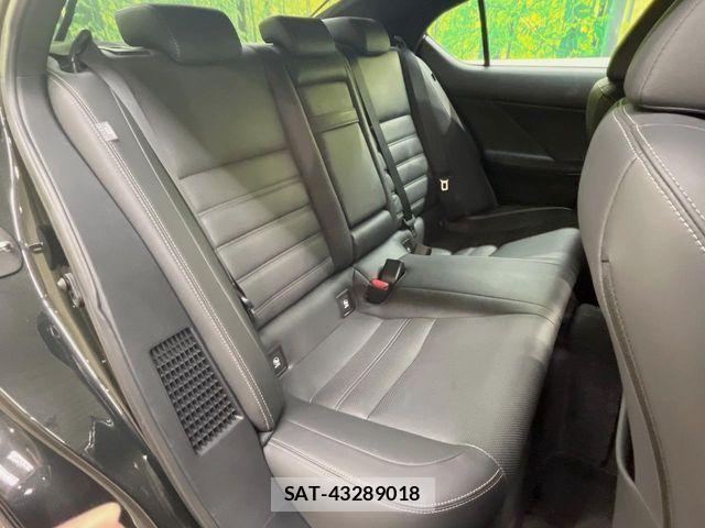 Lexus IS 2020-11 8525504-10