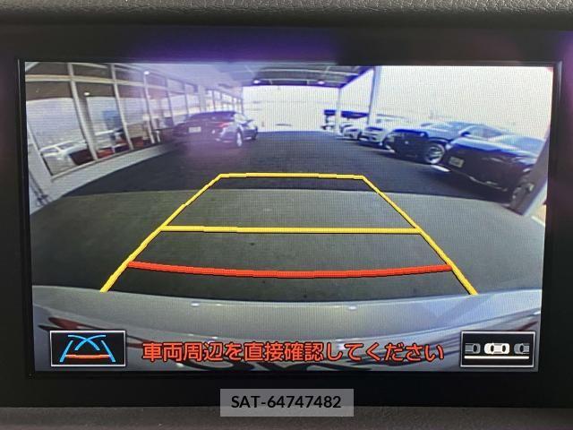 Lexus IS 2016-03 8562436-10