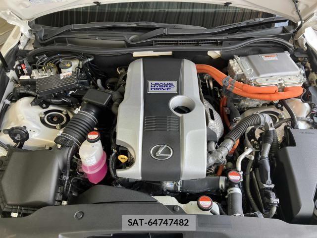Lexus IS 2016-03 8562436-18