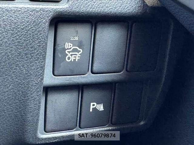 Lexus IS 2014-03 8562437-24