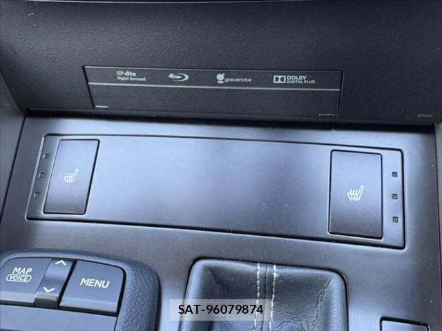 Lexus IS 2014-03 8562437-6