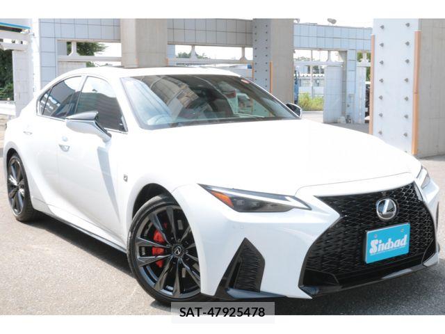 Lexus IS 2025-10 8562435-11