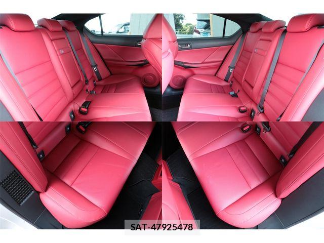 Lexus IS 2025-10 8562435-19