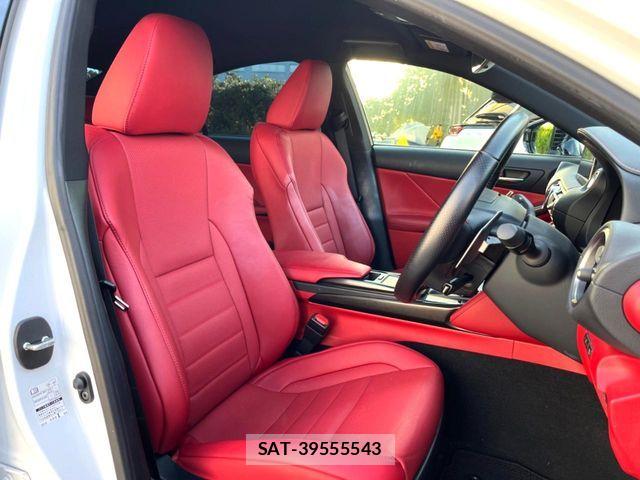 Lexus IS 2021-04 8562434-7