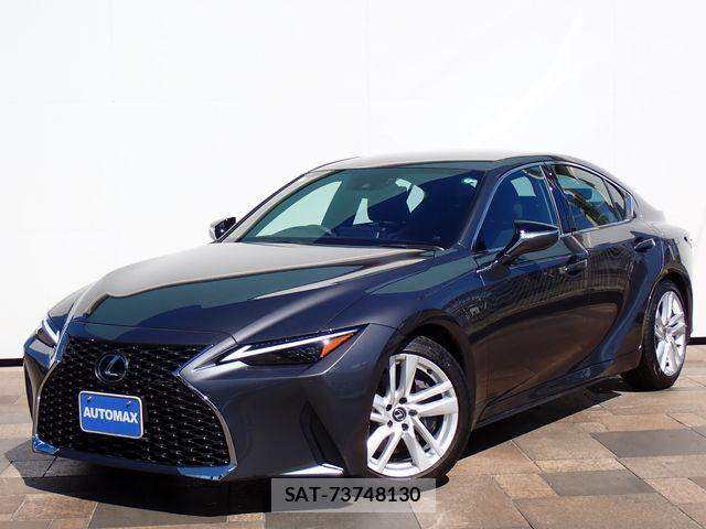 Lexus IS 2024-03 8627469-0