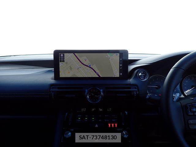 Lexus IS 2024-03 8627469-17
