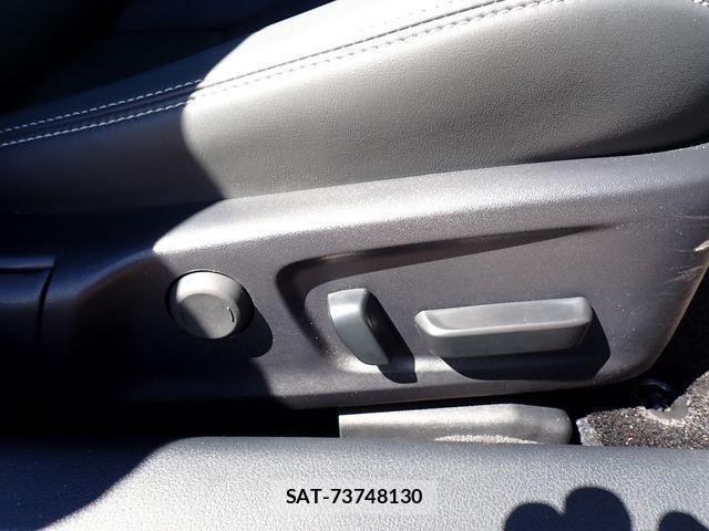 Lexus IS 2024-03 8627469-25