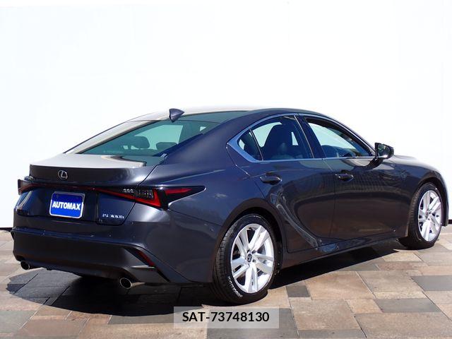 Lexus IS 2024-03 8627469-2