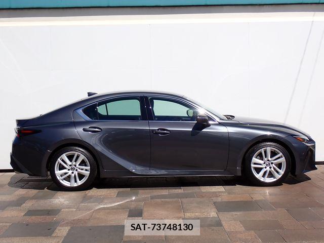Lexus IS 2024-03 8627469-4