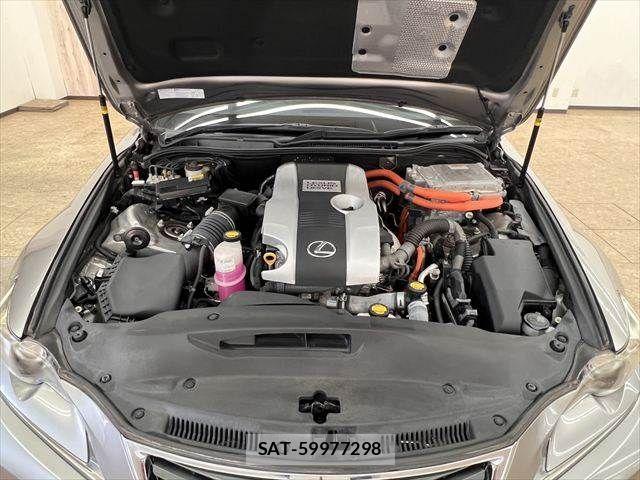 Lexus IS 2013-06 8627471-29