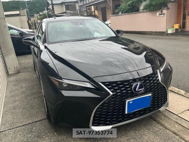 Lexus IS 2021-10 8659919-0