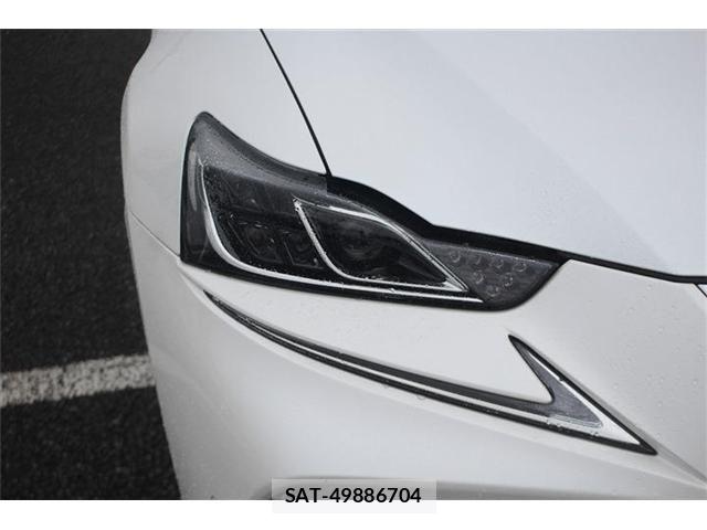Lexus IS 2017-06 8659921-12