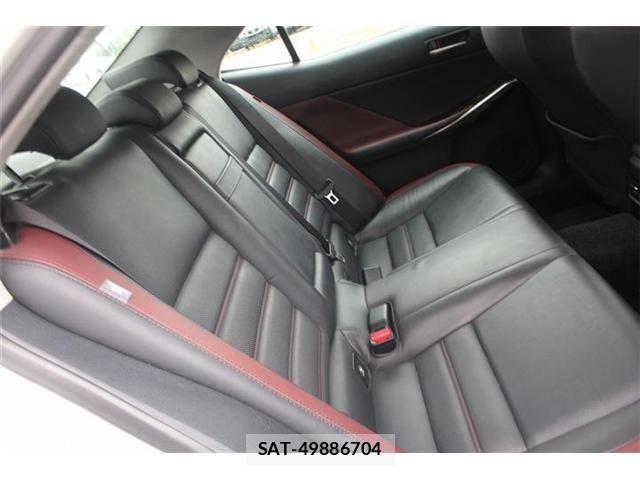 Lexus IS 2017-06 8659921-18