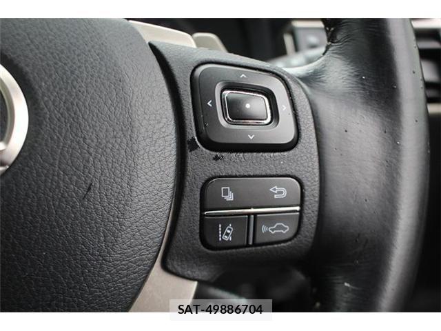 Lexus IS 2017-06 8659921-6