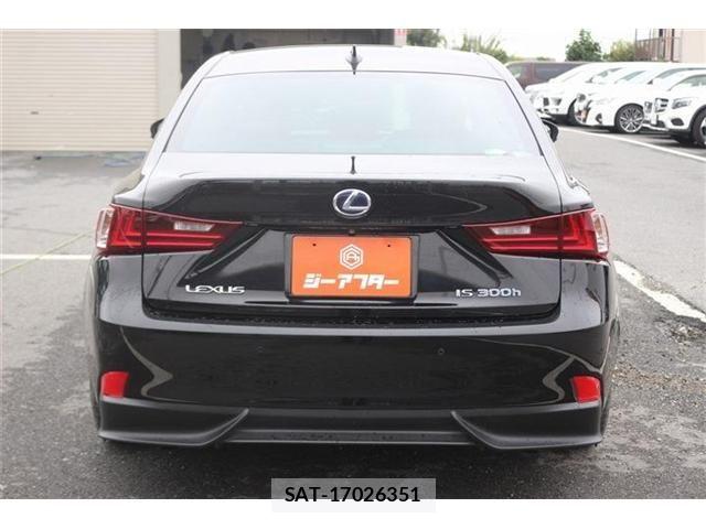 Lexus IS 2013-06 8659925-15