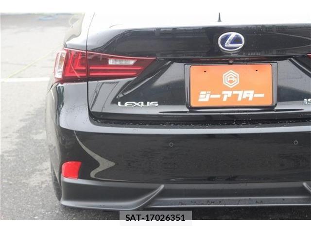 Lexus IS 2013-06 8659925-17