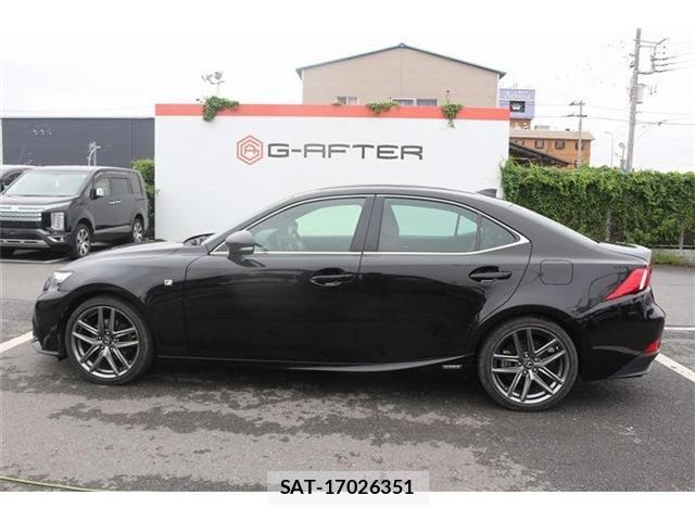 Lexus IS 2013-06 8659925-19