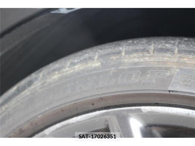 Lexus IS 2013-06 8659925-24