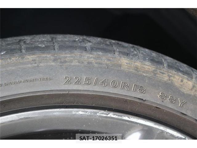 Lexus IS 2013-06 8659925-29