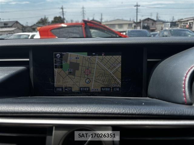 Lexus IS 2013-06 8659925-3