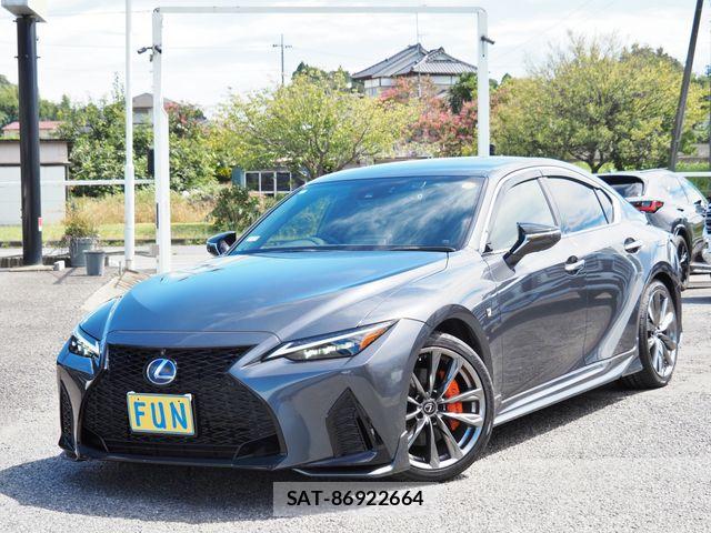 Lexus IS 2021-07 8666395-0