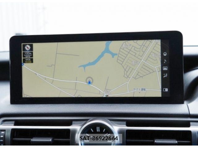Lexus IS 2021-07 8666395-16