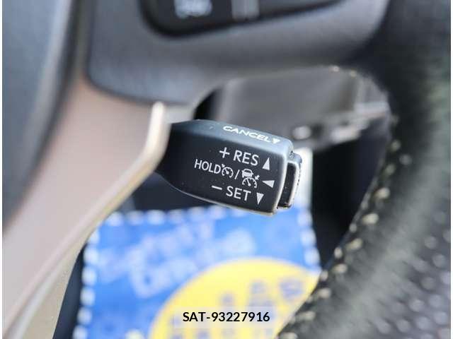 Lexus IS 2018-09 8659918-23